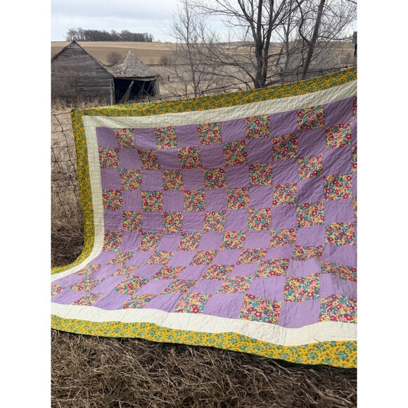 Vintage 60's Quilt Patchwork Purple Yellow Floral 92x78" - Picture 12 of 16